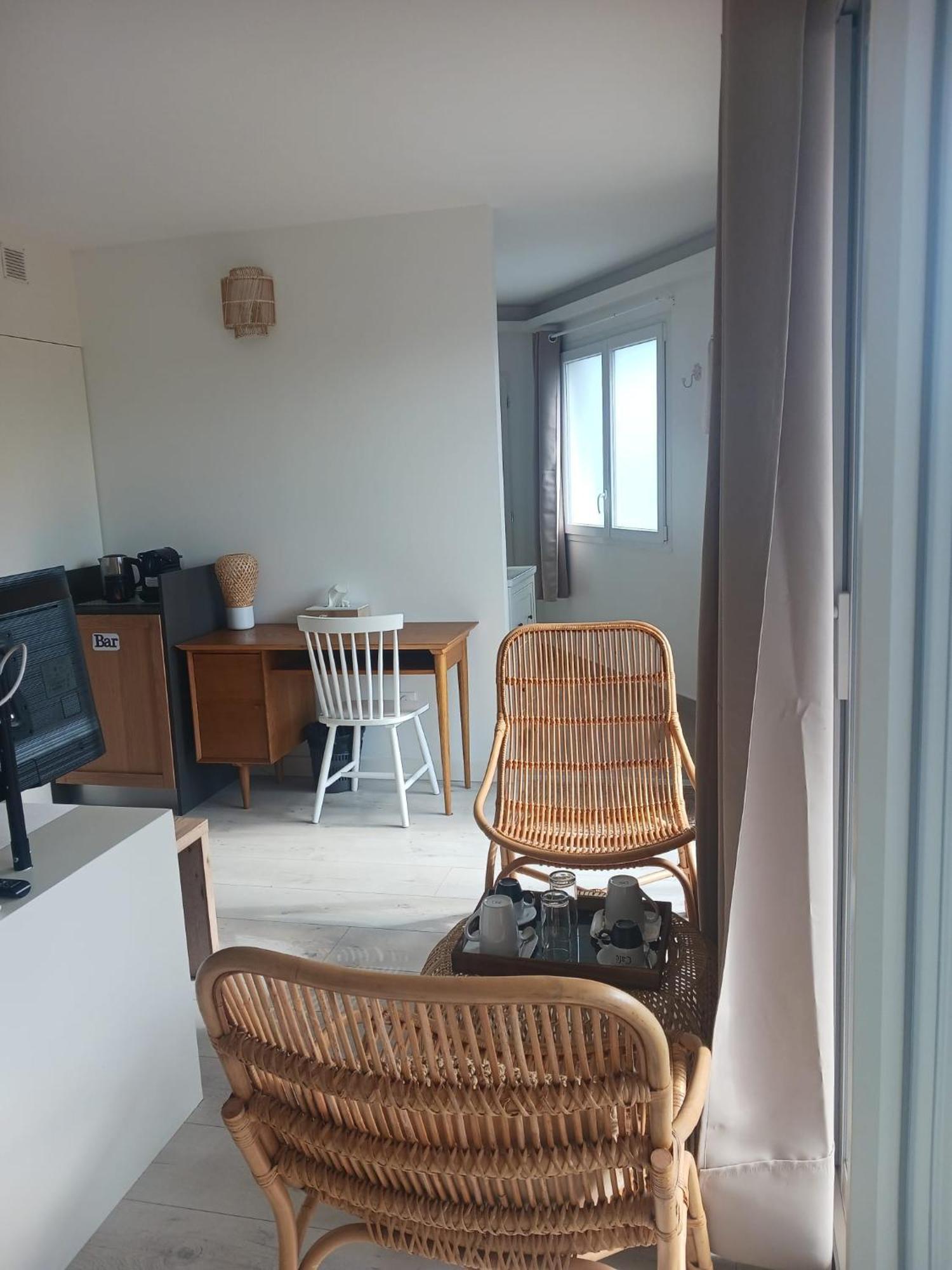 Aracari Hotel Villars-les-Dombes Exterior foto