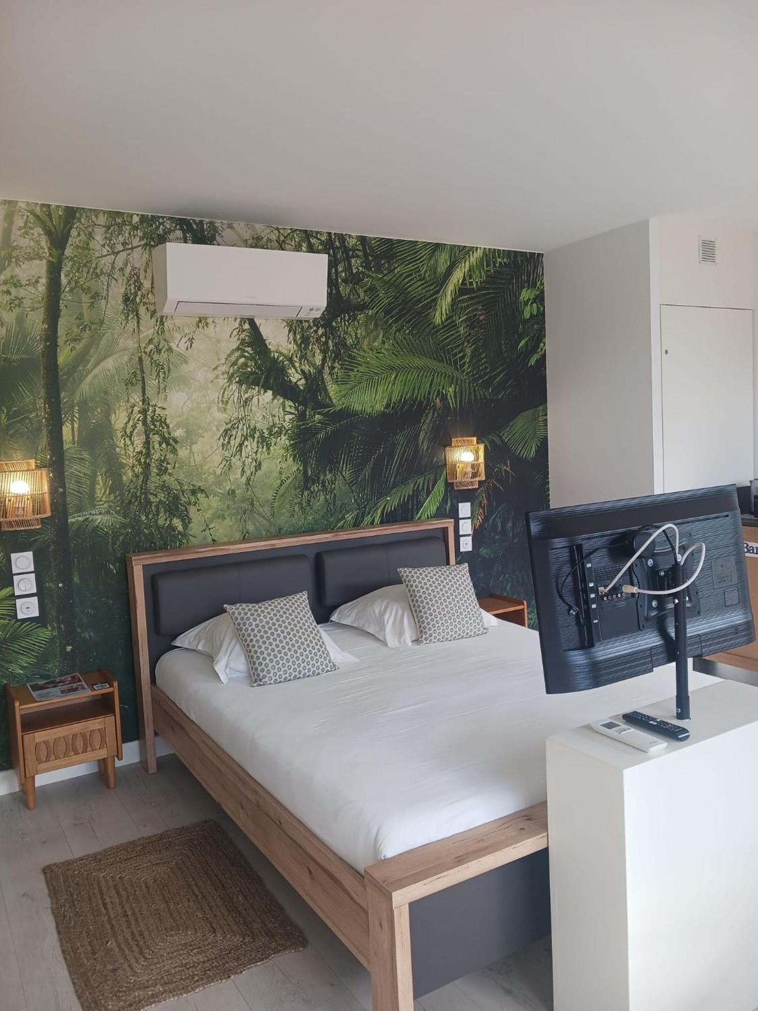 Aracari Hotel Villars-les-Dombes Exterior foto